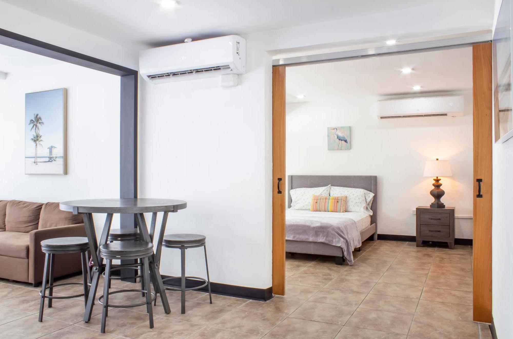 3050 Place San Juan Room photo
